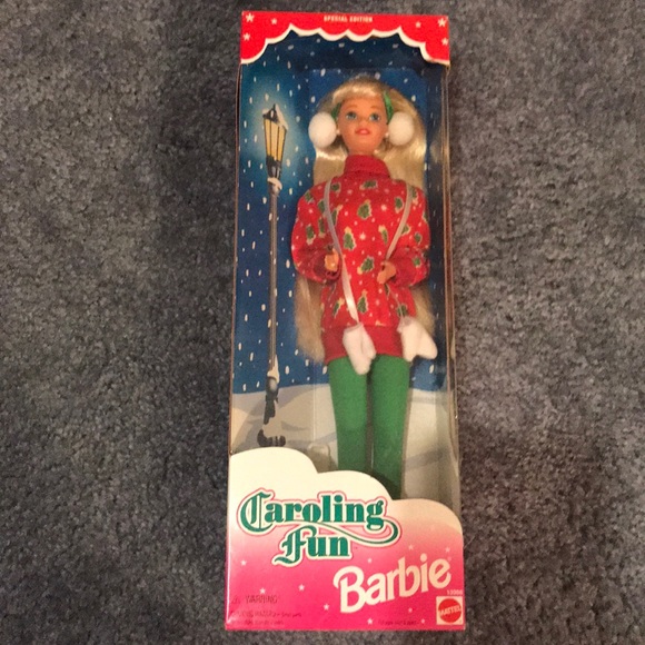 Caroling Fun Barbie approx 1995 - Picture 2 of 4